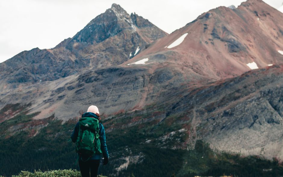 student backpacking in the mountains - travel insurance for student student backpacking in the mountains - travel insurance for student