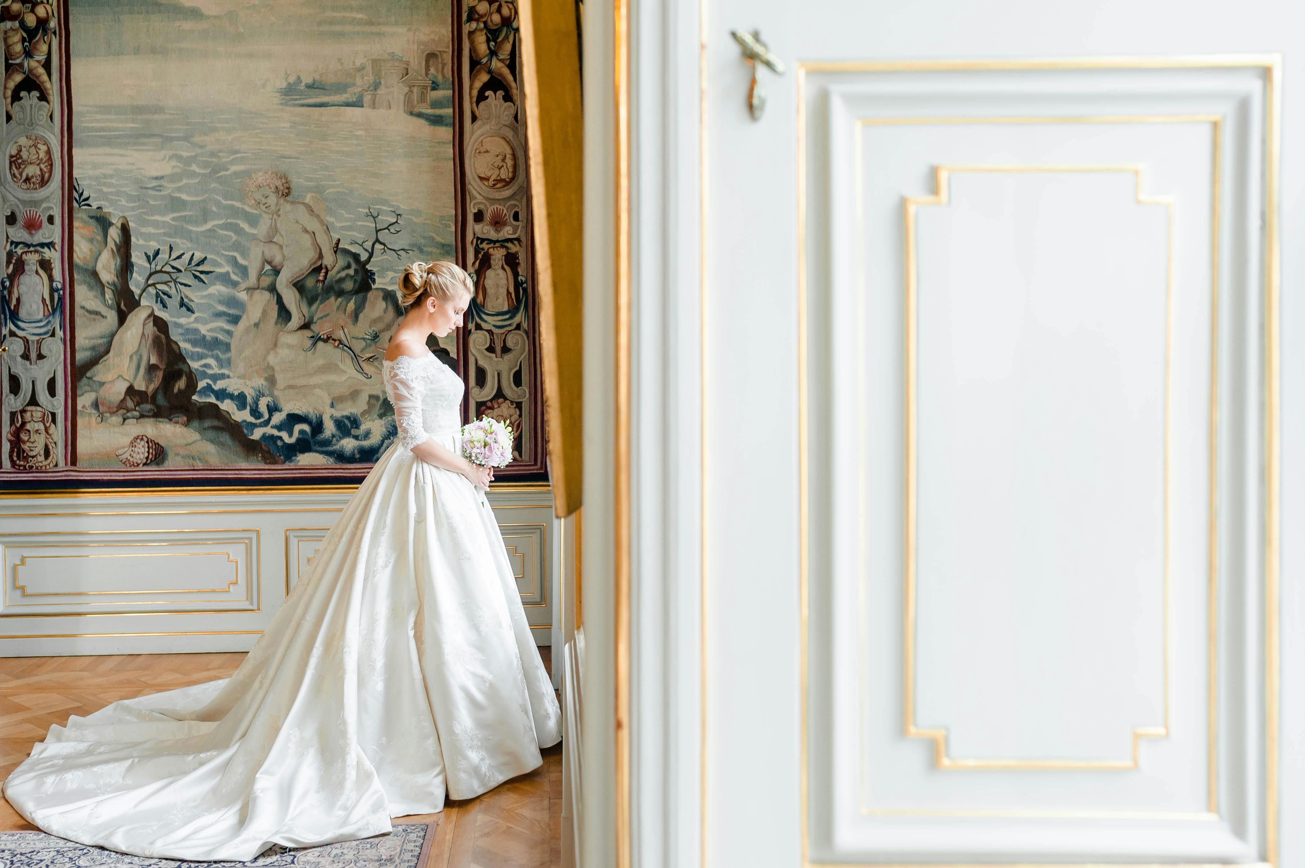 What Happens If You Don't Dry Clean Your Wedding Dress? Australian