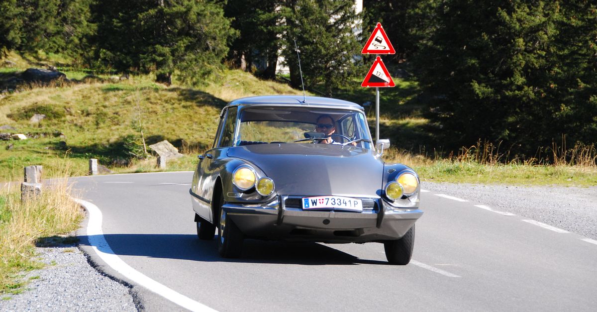 Fotos De Estudio Profesionales De Automóviles