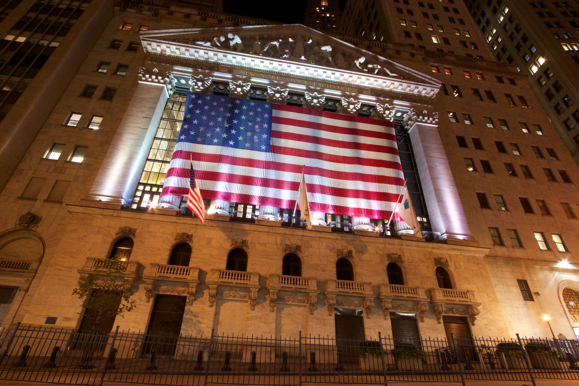 Edificio de la Bolsa de Nueva York en Wall Street