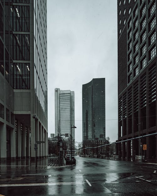 Kostenloses Stock Foto zu gebäude, hochhaus, modern