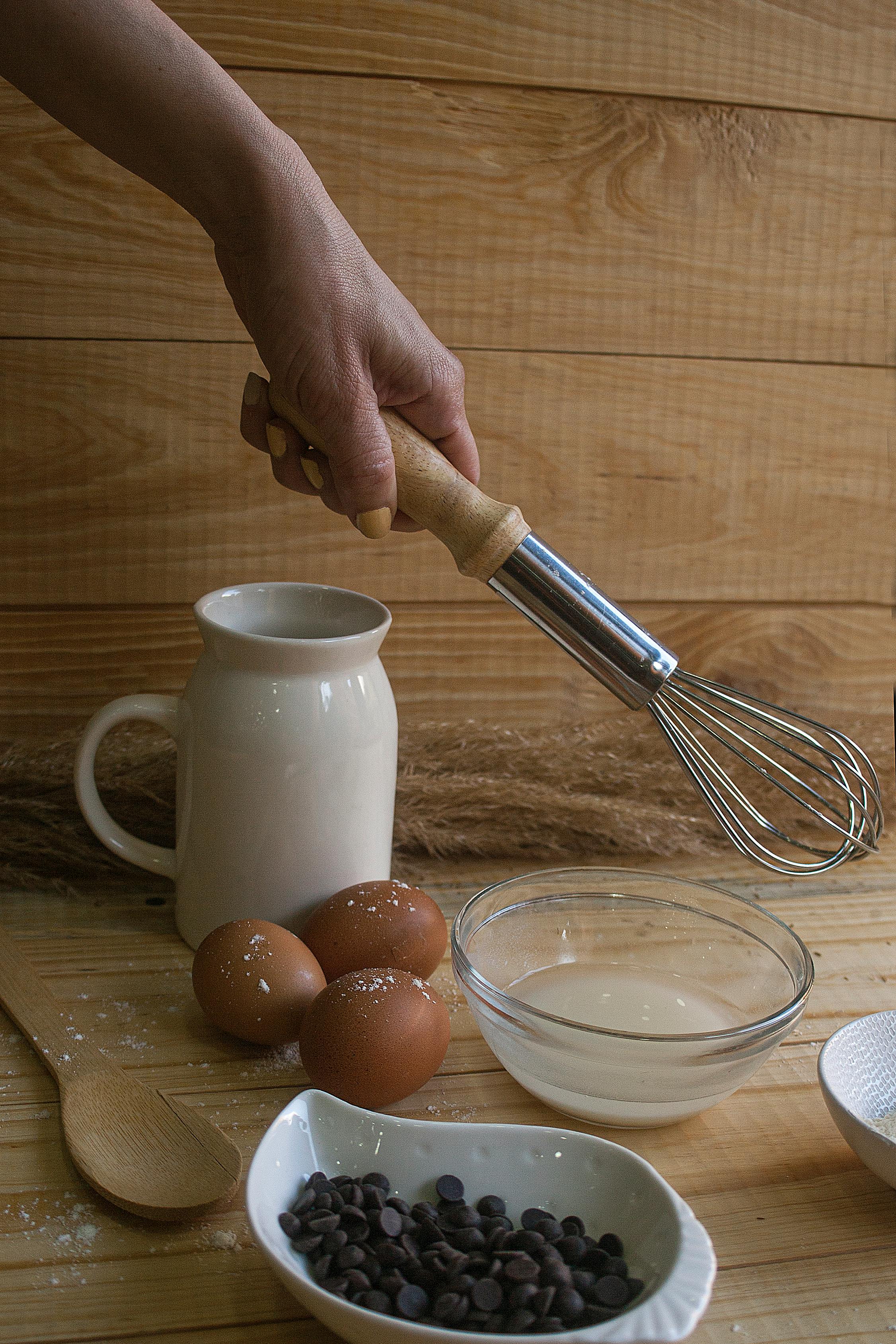 Baking Bowls, Jug, Wooden Spoons, Whisk