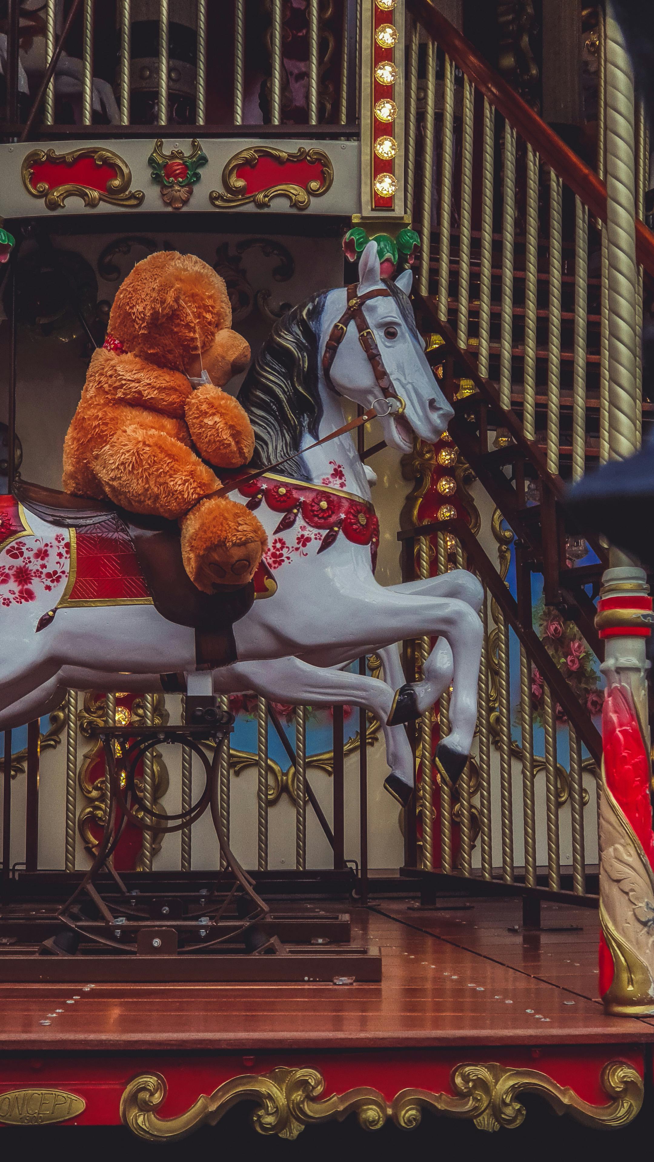 Carousel clearance teddy bears