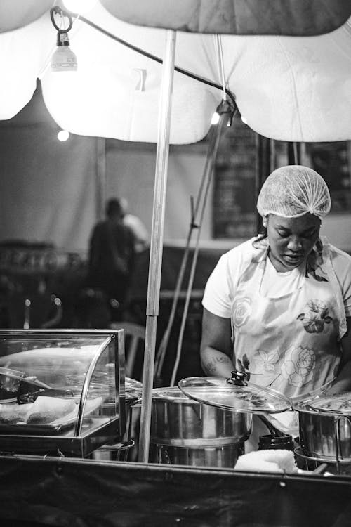 Photos gratuites de chariot de nourriture, cuisine de rue, échelle des gris