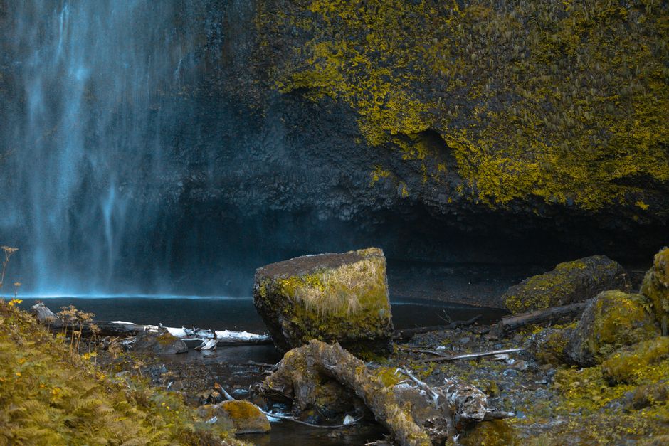 Moving water is painted as shape and value, not as movement