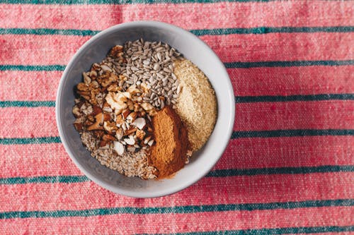 Round Ceramic Bowl With Spices