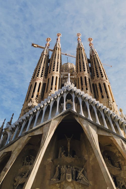 Long Angle View of La Sagrada Familia · Free Stock Photo