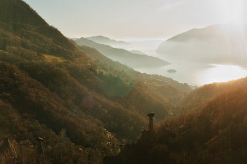 çevre, dağlar, doğa fotoğrafçılığı içeren Ücretsiz stok fotoğraf