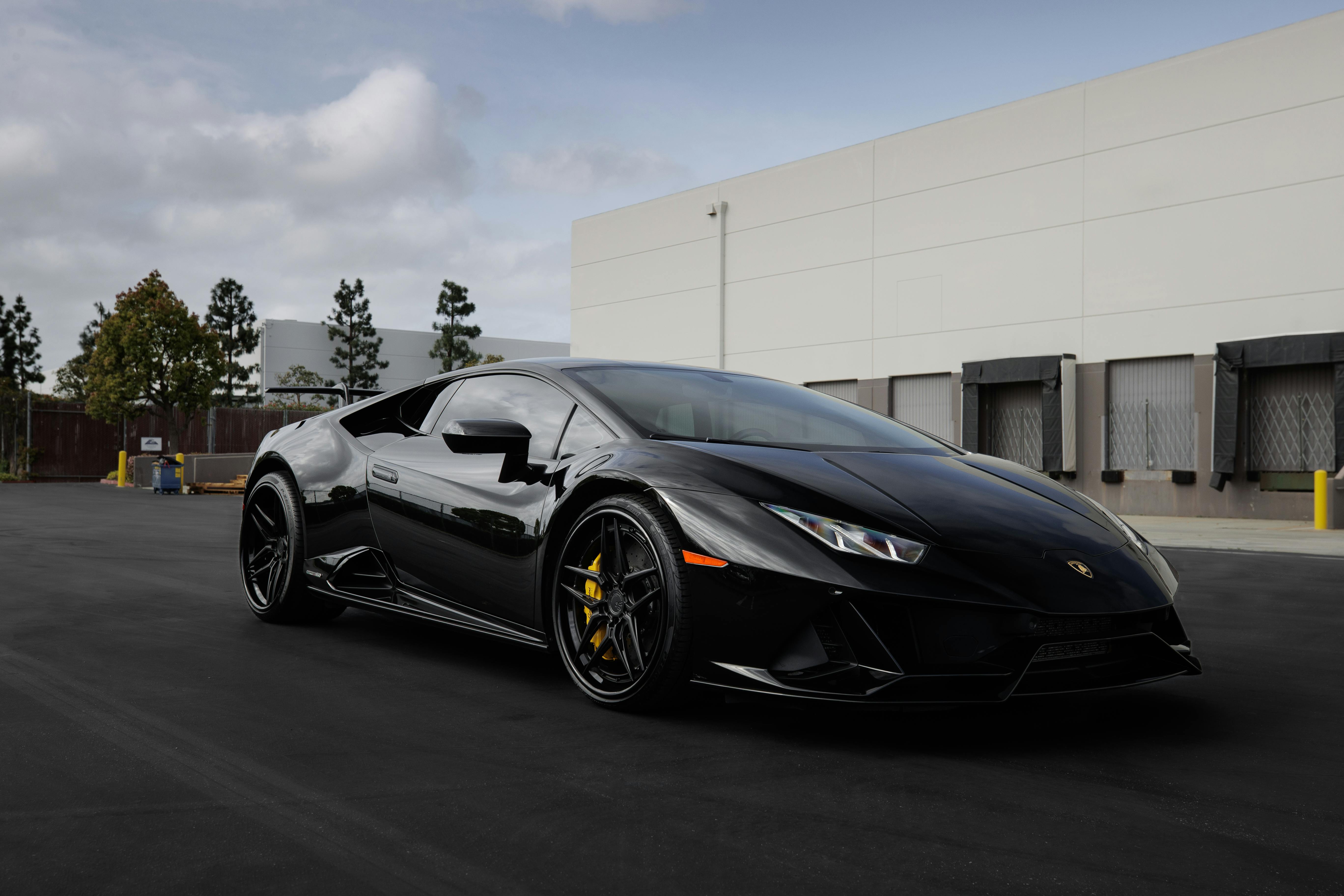 lamborghini huracan hd wallpaper