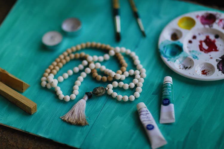 Necklace, Paint And Painting Equipment