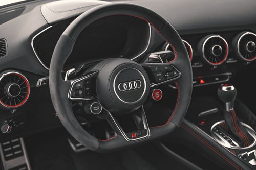 Free Explore the sleek and modern design of an Audi car interior, featuring leather upholstery and cutting-edge dashboard controls. Stock Photo