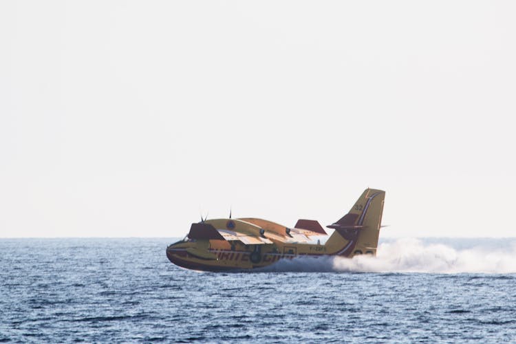 Airplane Landing On Water