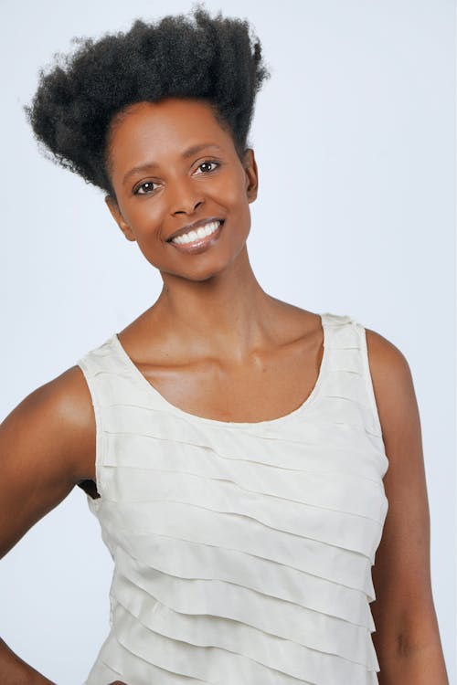 Безкоштовне стокове фото на тему «афро, афро-американська жінка, білі зуби»