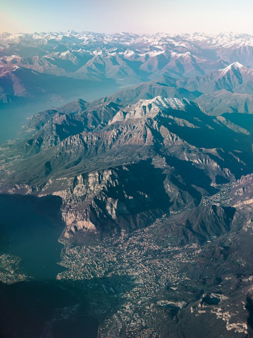 Gratis stockfoto met bergen, bergketens, dronefoto