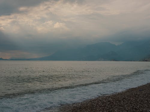 Бесплатное стоковое фото с безмятежный, берег моря, живописный