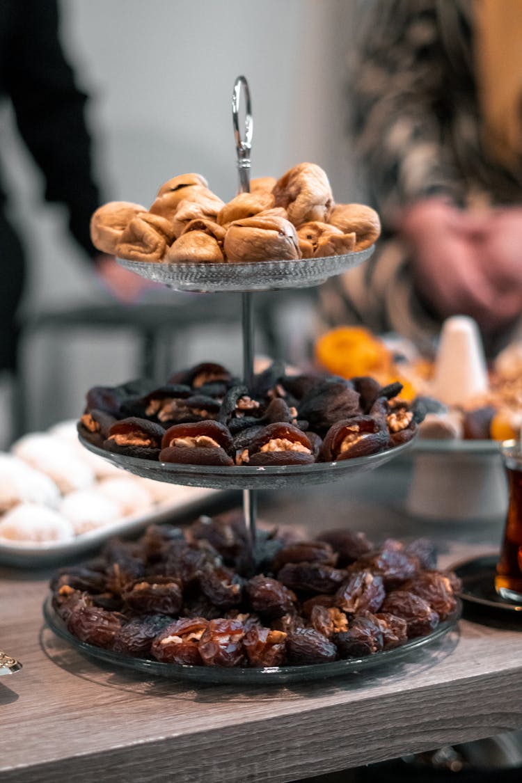 Layer Cake Stand With Dates, Walnuts And Figs