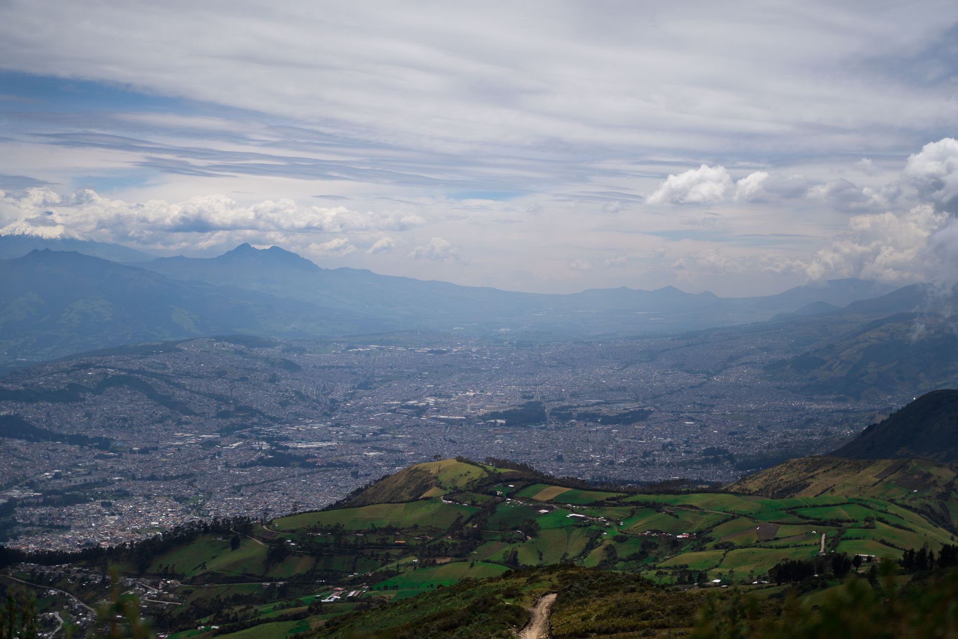 Airport transfers in Quito Airport transfers in Quito