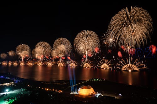 Foto d'estoc gratuïta de bon any nou, Emirats Àrabs Units, exhibició de focs artificials