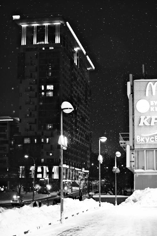 Fotos de stock gratuitas de blanco y negro, calle, calles de la ciudad