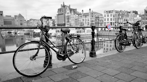 Free Gratis stockfoto met Amsterdam, brug, fietsen Stock Photo