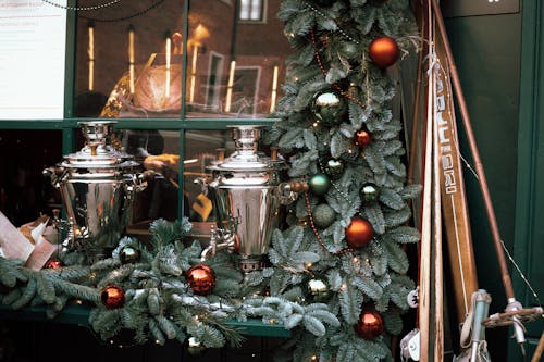 Fotos de stock gratuitas de adorno navideño, adornos de navidad, bolas de navidad