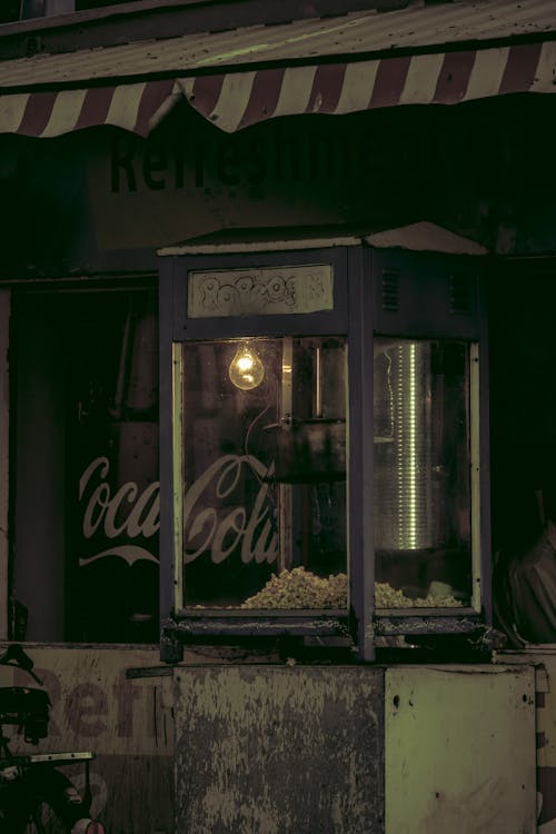Безкоштовне стокове фото на тему «Coca-Cola, Windows, Будівля»