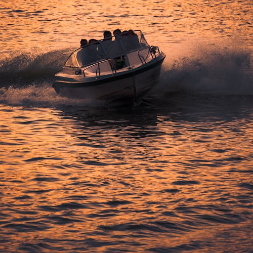 Gratis lagerfoto af båd, kvadratisk format, speedbåd