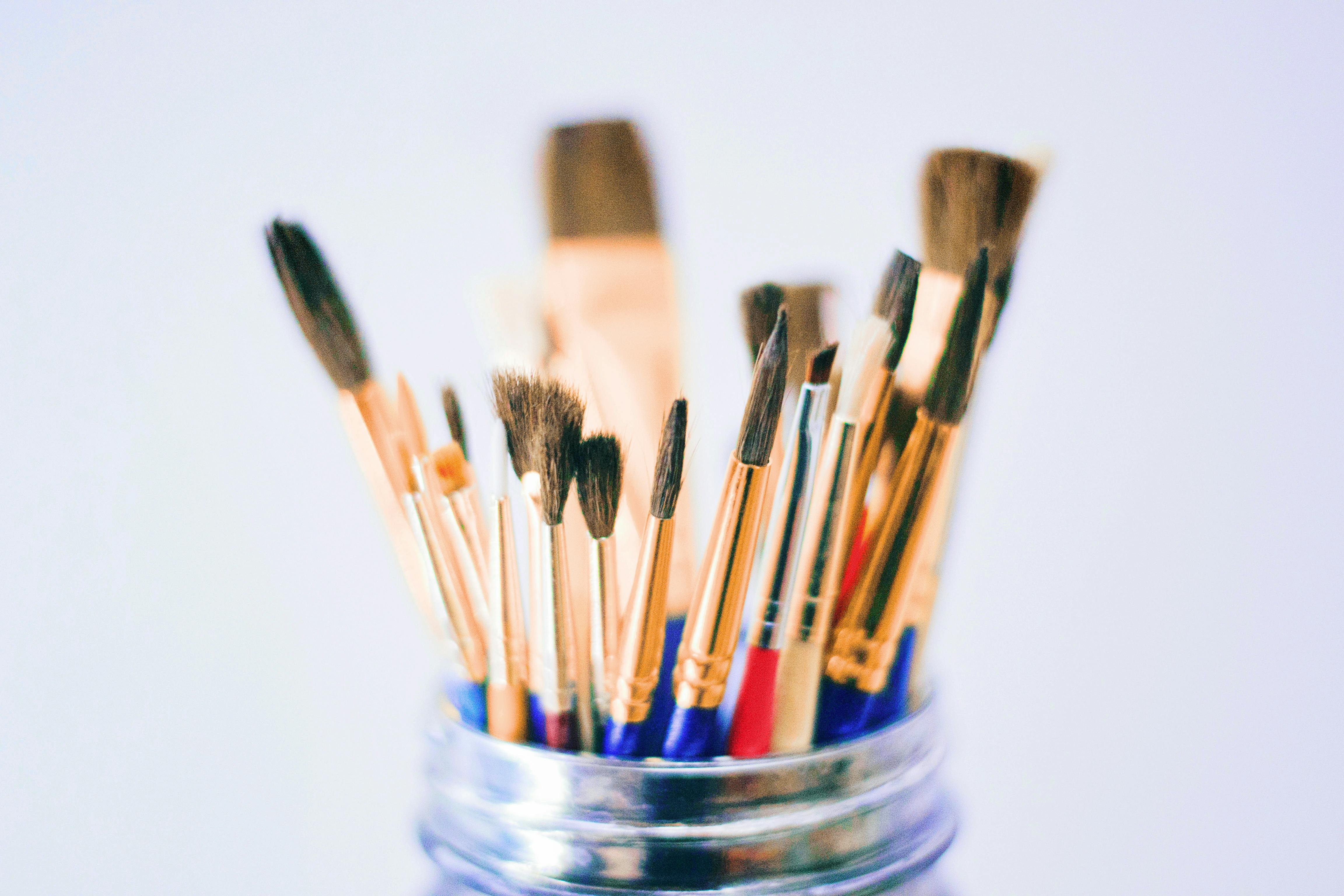 Paint Brushes Photos, Download The BEST Free Paint Brushes Stock Photos &  HD Images