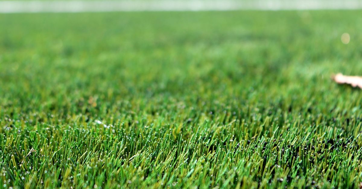 ユーロ サッカー ユニフォーム かわいい