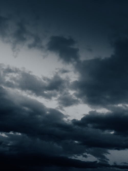 Ücretsiz bulut görünümü, dikey atış, dramatik gökyüzü içeren Ücretsiz stok fotoğraf Stok Fotoğraflar