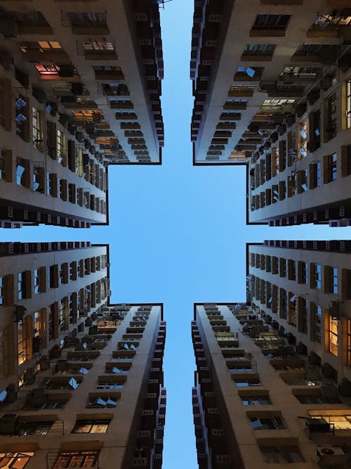 Gratis stockfoto met architectuur, buitenkant van het gebouw, heldere lucht