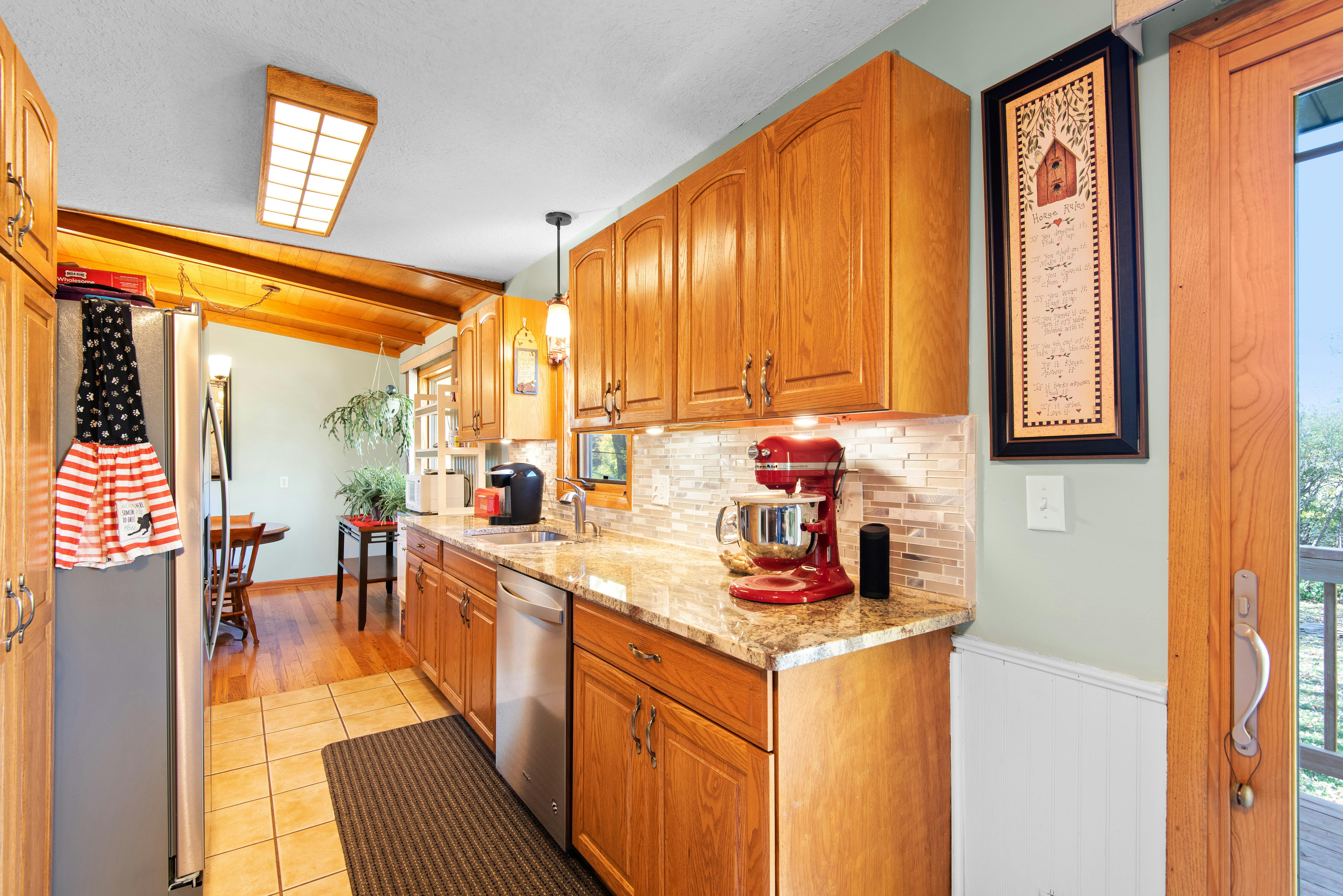 10 kitchen hacks every cook should know — Photo by Đỗ Huy Hoàng on Pexels