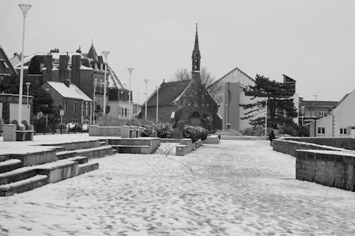 Ingyenes stockfotó fehér, fekete-fehér város, havazás témában