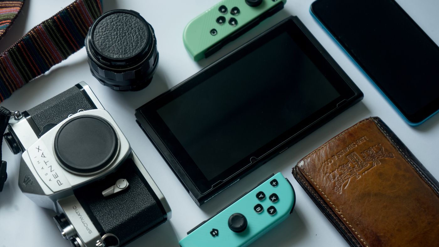 The four tech items I would actually replace before 2027