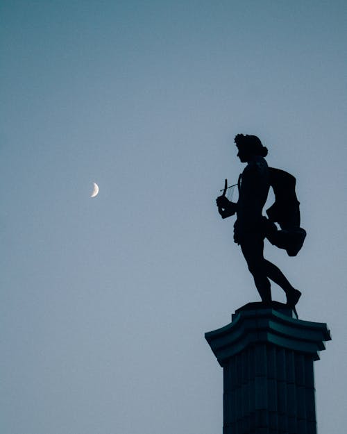 Photos gratuites de art, ciel bleu, croissant de lune