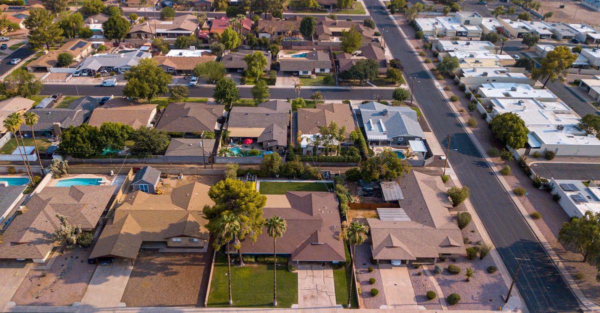 Warren Buffett's Housing Market Timing Signal: Why the Oracle's Mortgage Play Could Mark the Cycle Bottom