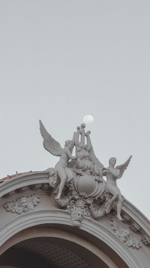 Základová fotografie zdarma na téma bílá obloha, měsíc, oblouk