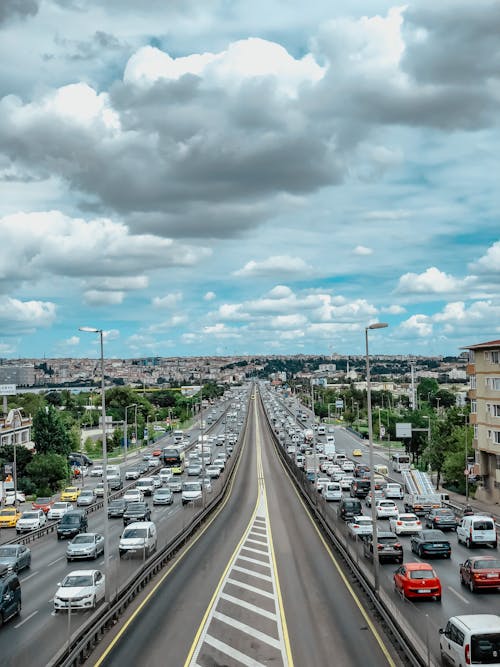 Gratis stockfoto met auto's, autoweg, snelweg