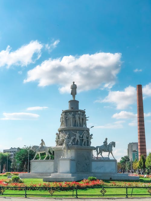 Kostenloses Stock Foto zu blauen himmel, Eskisehir-Nationaldenkmal, kunst