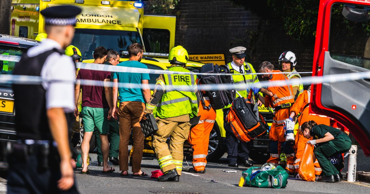 medical solicitors no win no fee Medical Solicitors No Win No Fee: Clinical Negligence Claims Guide — How No Win No Fee Medical Solicitors Help Road Accident Victims — Emergency responders assisting at a street accident…
