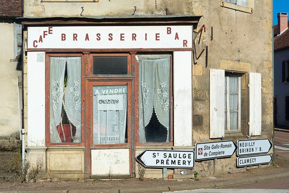 Dégustation de vin de palme et tapas sénégalaises au bar Ndiouf