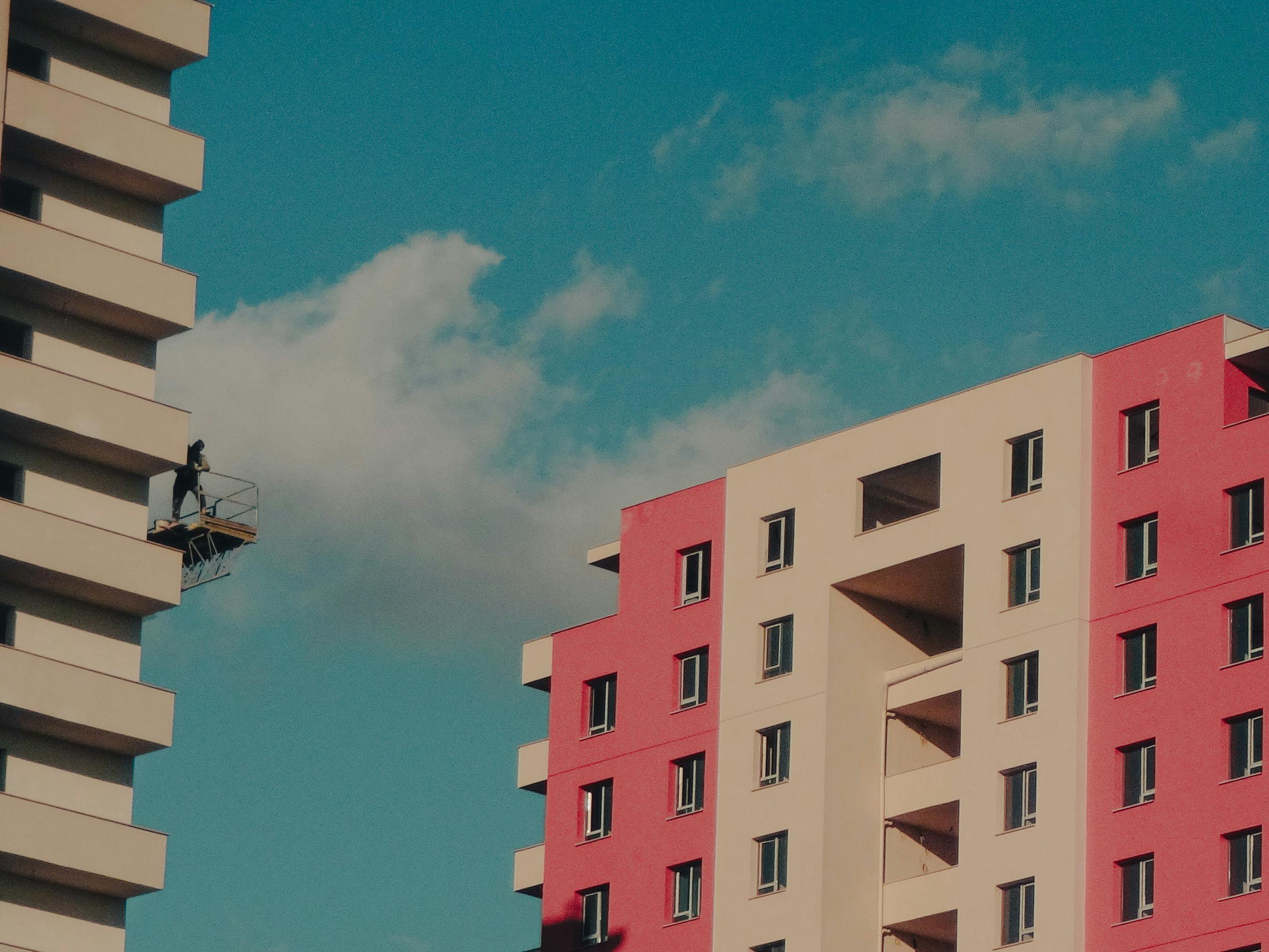 I decided to live in a build-to-rent community after buying a home. I'll never buy again. — Photo by Esmihel  Muhammed on Pex