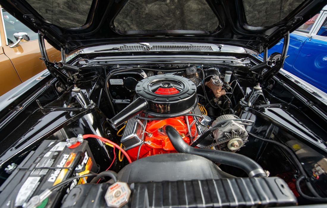 Historic mechanical engine assembly, by Derwin Edwards on Pexels