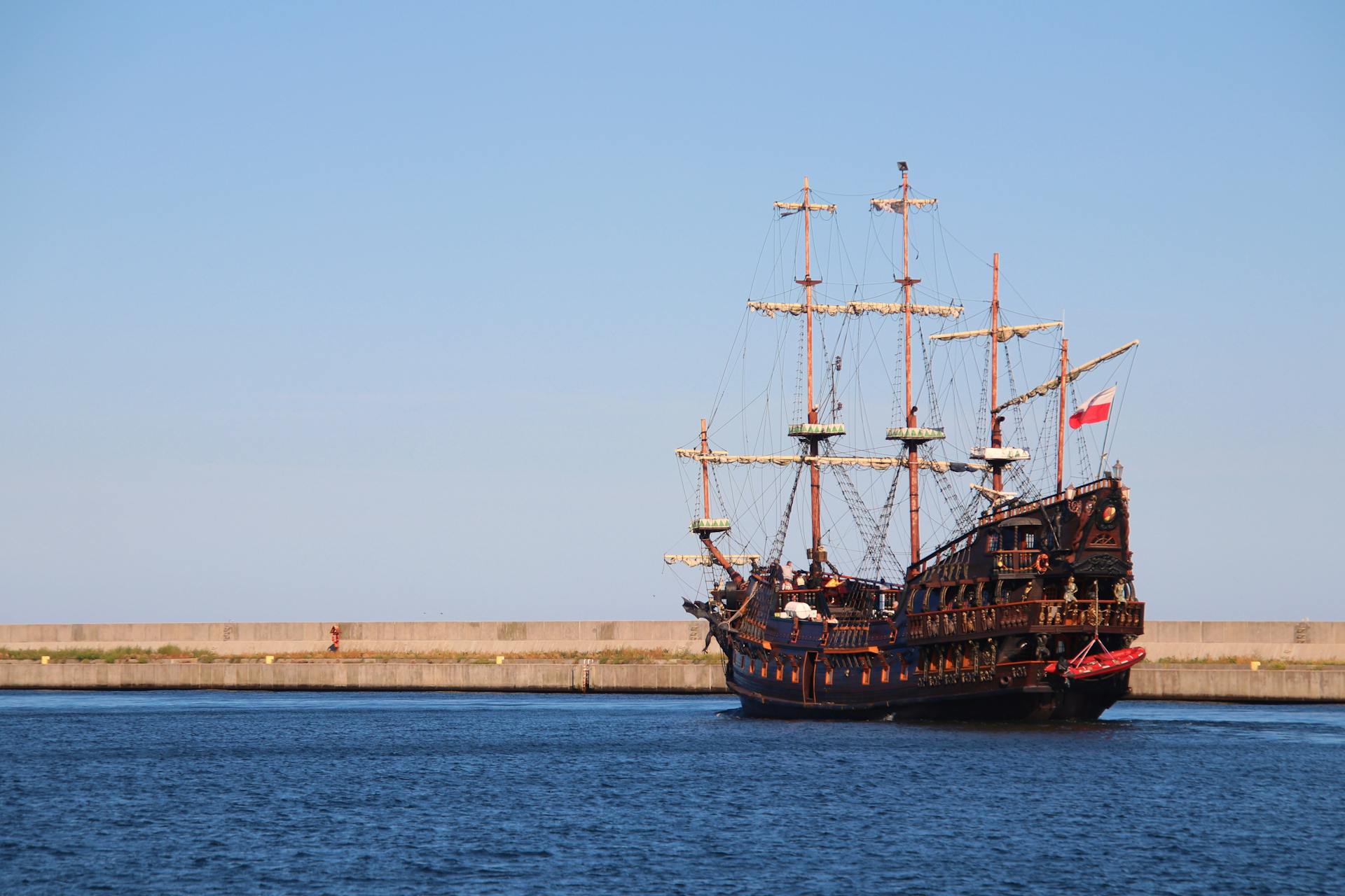 Old-Fashioned Pirate Ship