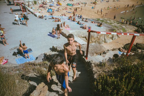 Безкоштовне стокове фото на тему «берег, біжить, відпустка»
