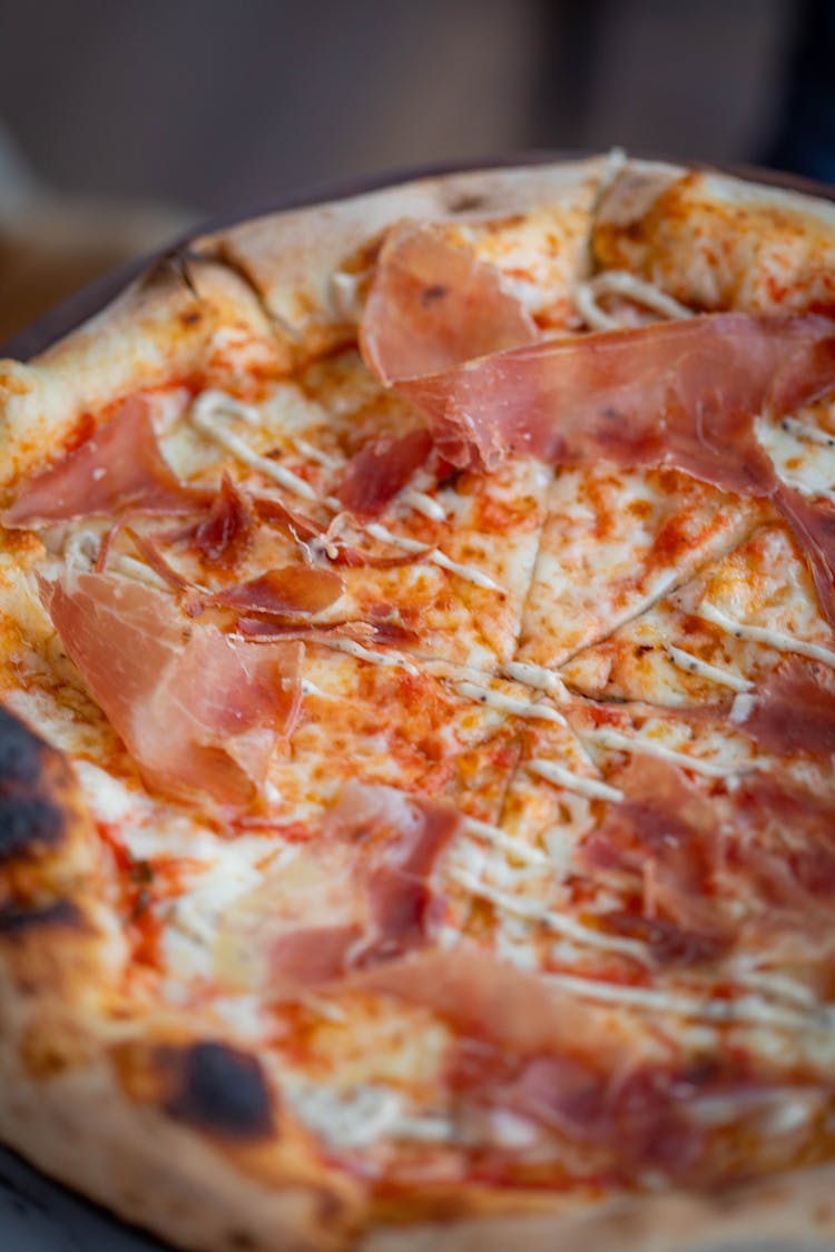 Deliciously Looking Pizza With Parma Ham 