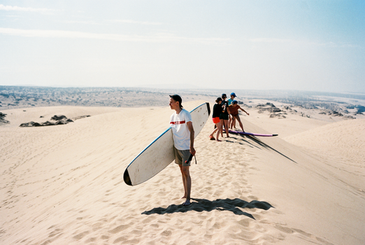Dune sandboarding morning — Sahara — Erg Chebbi