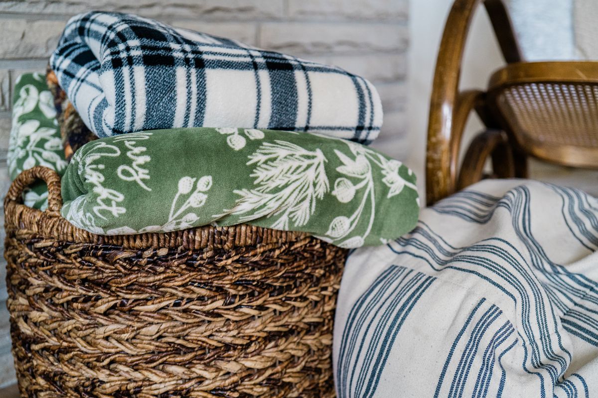 storage moves in Cleeve Prior — Loaded properly: blankets, straps and a plan in Cleeve Prior