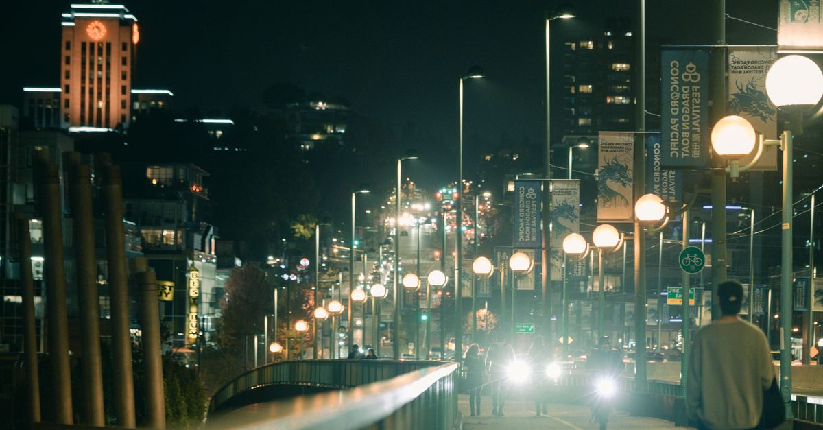 Bầu cử Vancouver nóng lên với 7 đảng và 5 ứng viên thị trưởng