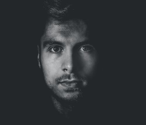 Free Grayscale Photo of Man's Face Stock Photo
